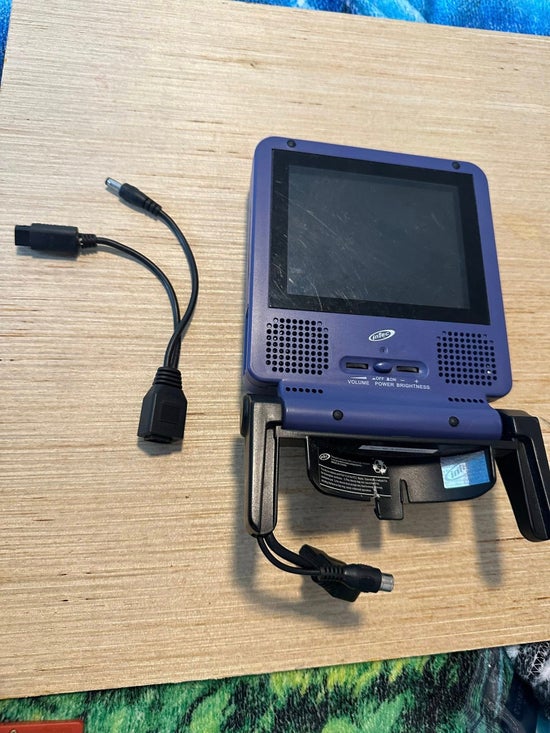 Nintendo GameCube Intec portable screen indigo monitor with Dongle