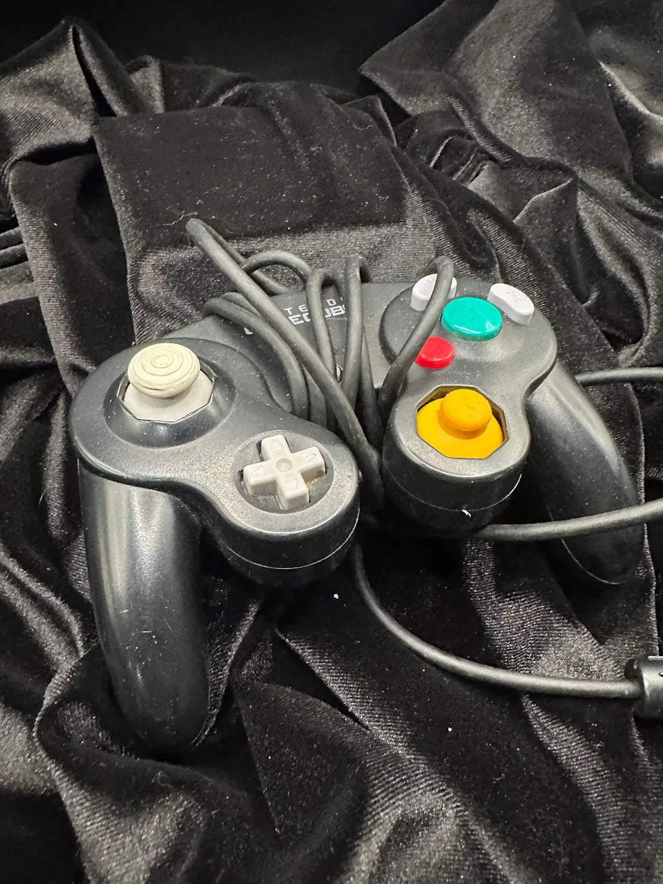 Nintendo GameCube Black Wired Controller